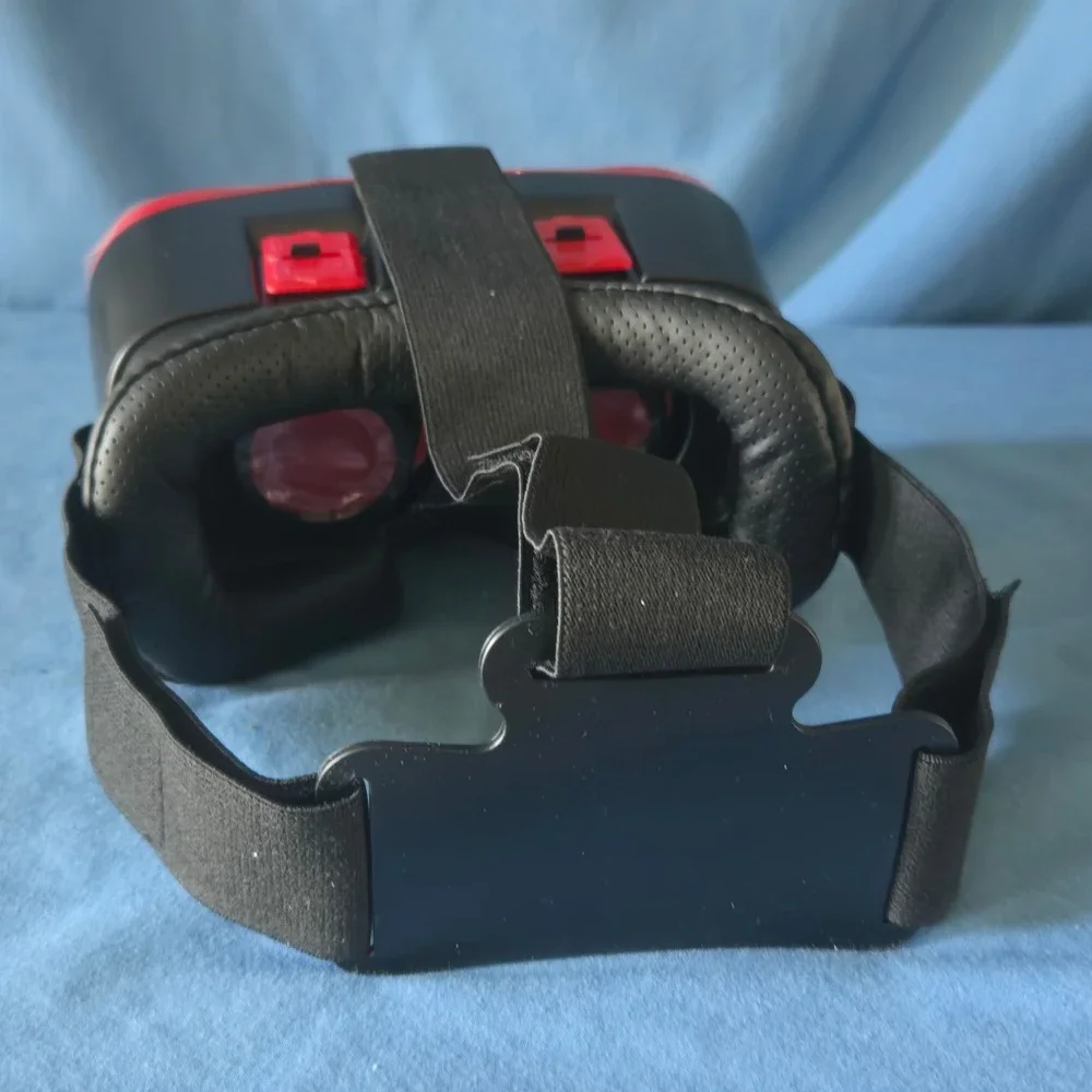 Onn Virtual Reality Smartphone Headset Red Black ONA17VR004 Fit up to 6in screen